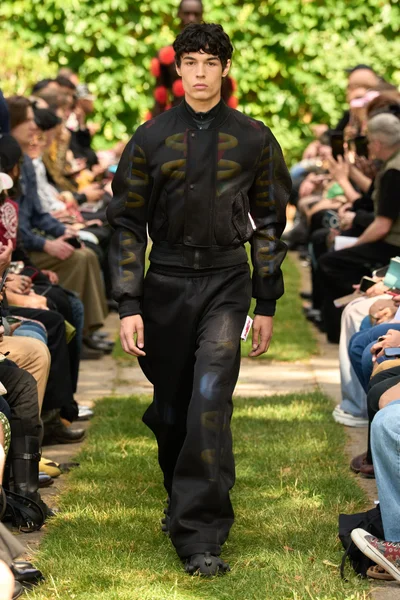 Look 36